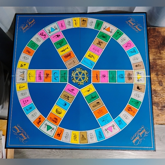 Trivial Pursuit Blue Master Game Young Players Edition - Picture 7 of 12